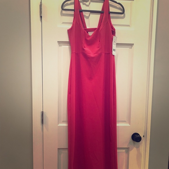 Long pink gown - Picture 1 of 8